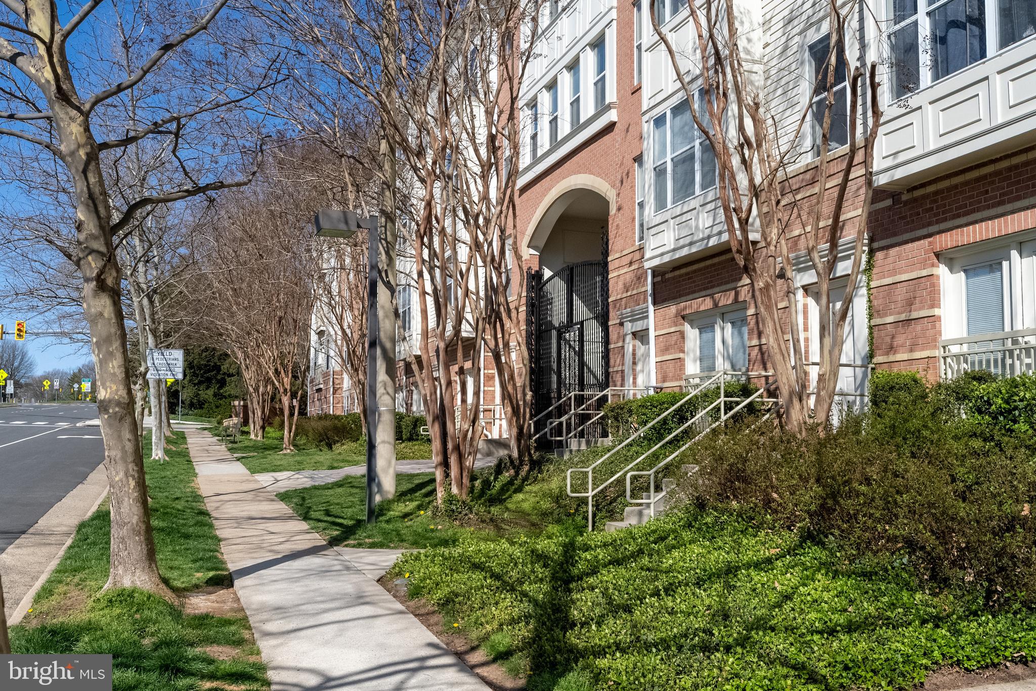 MARQUIS AT VIENNA STATION - Residential