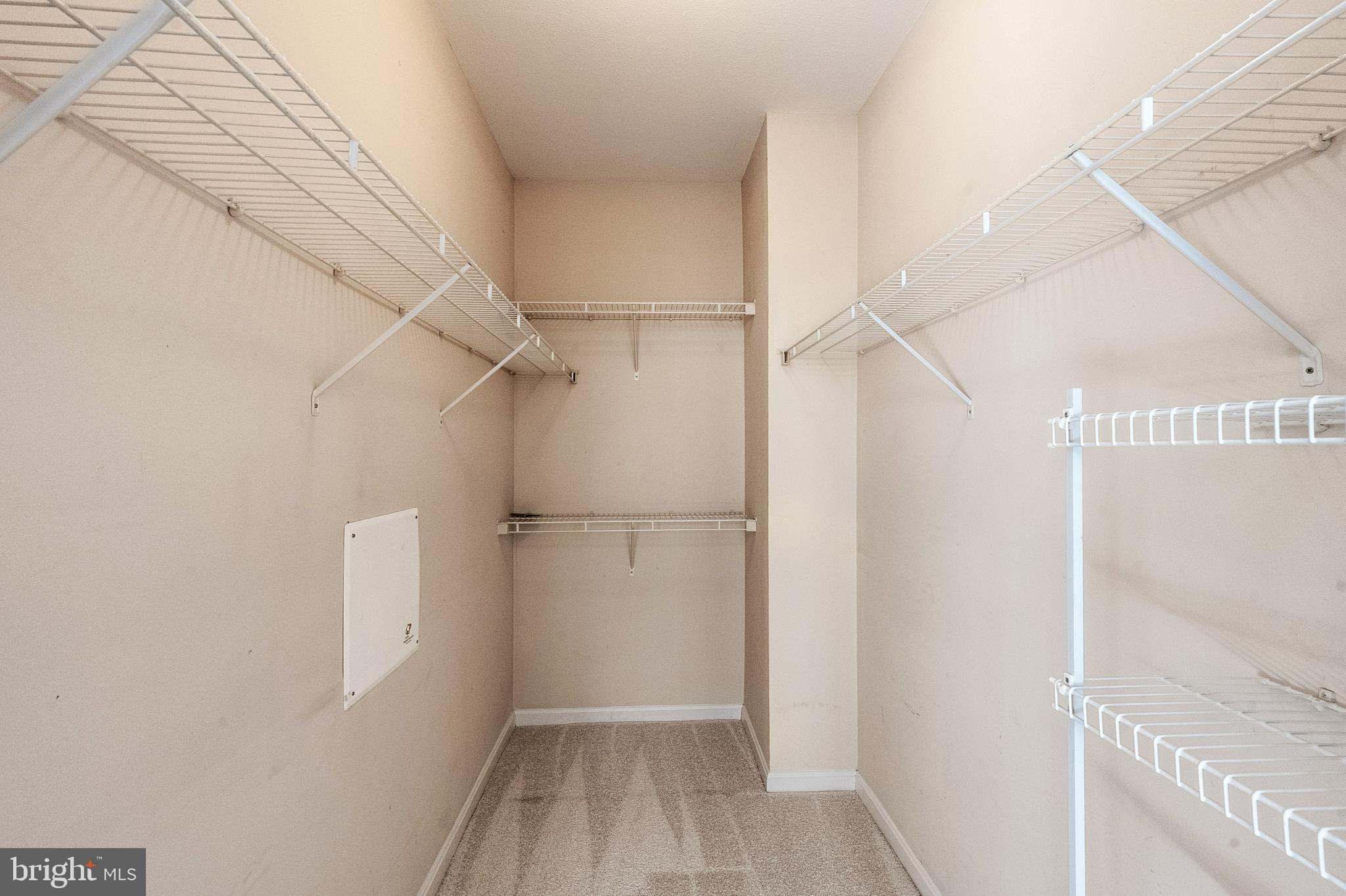 MARQUIS AT VIENNA STATION - Residential