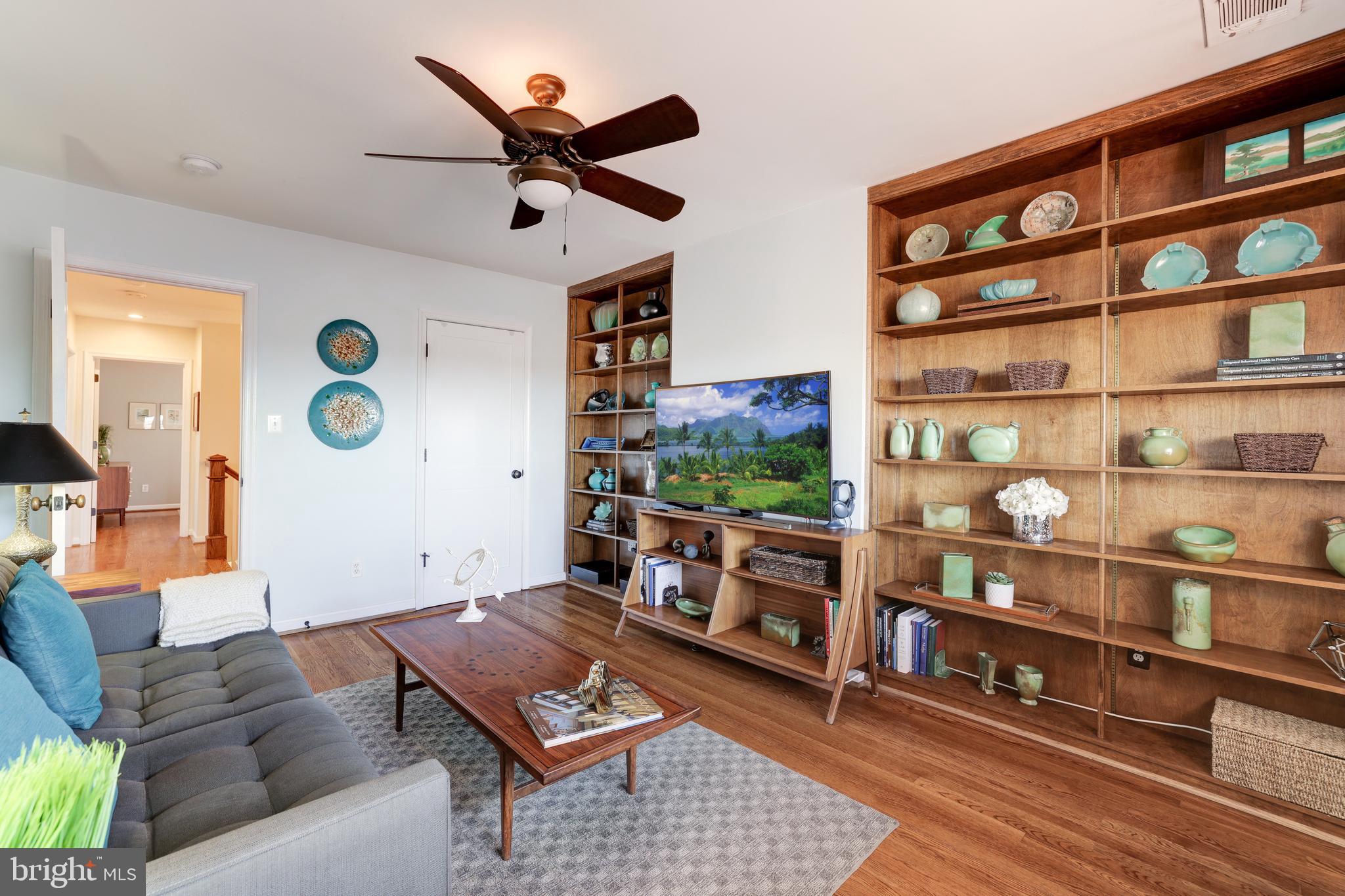 LONDON SQUARE - Residential