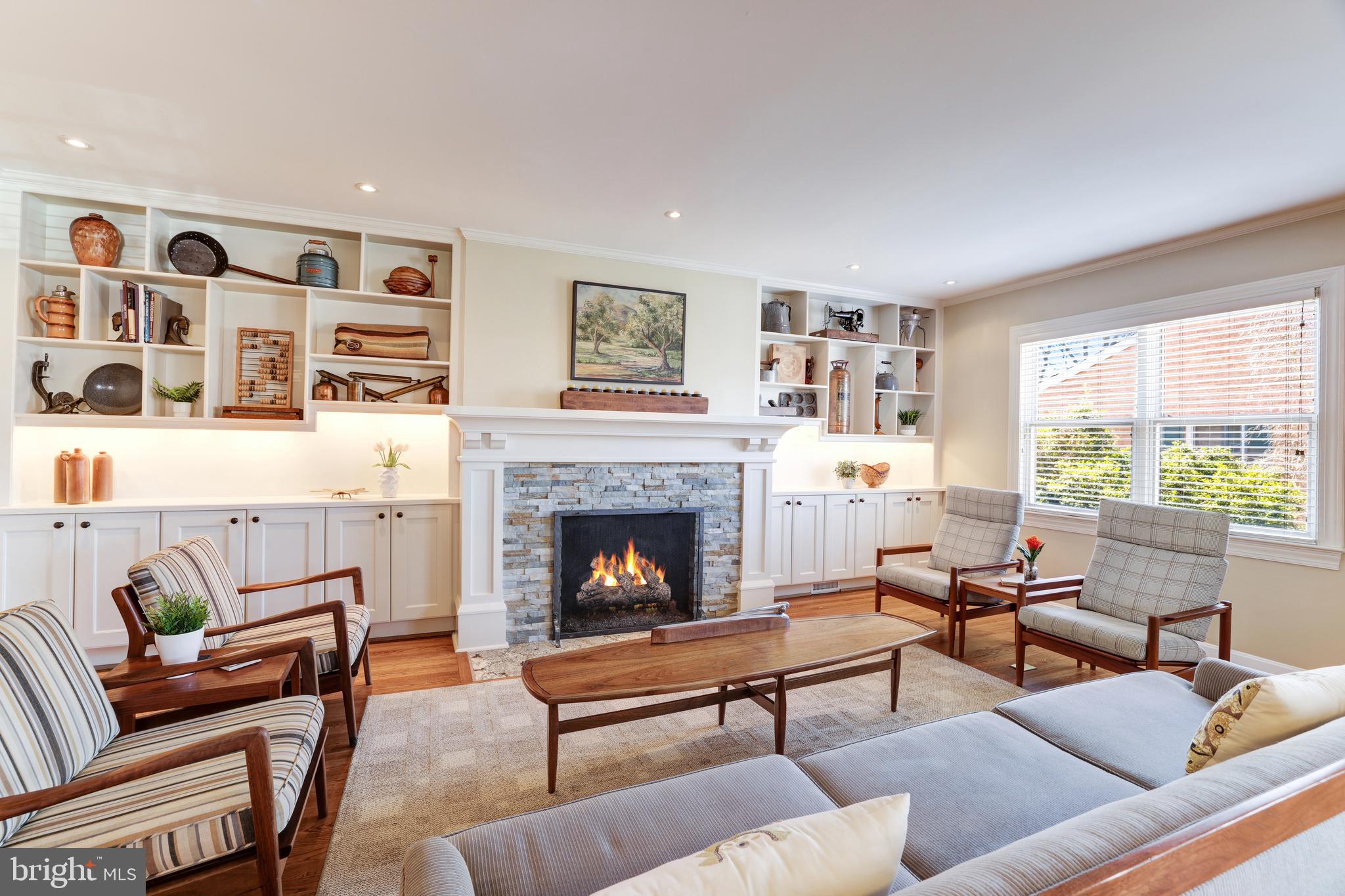 LONDON SQUARE - Residential