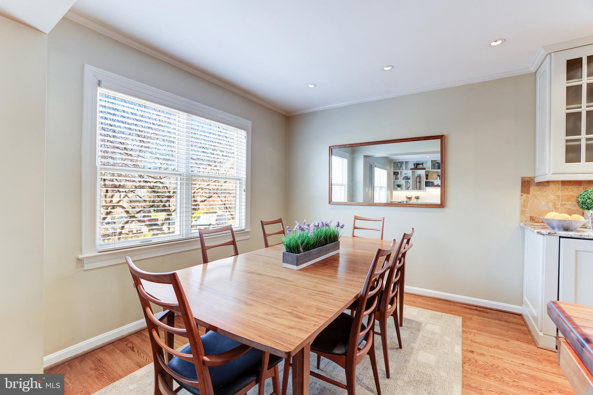 LONDON SQUARE - Residential