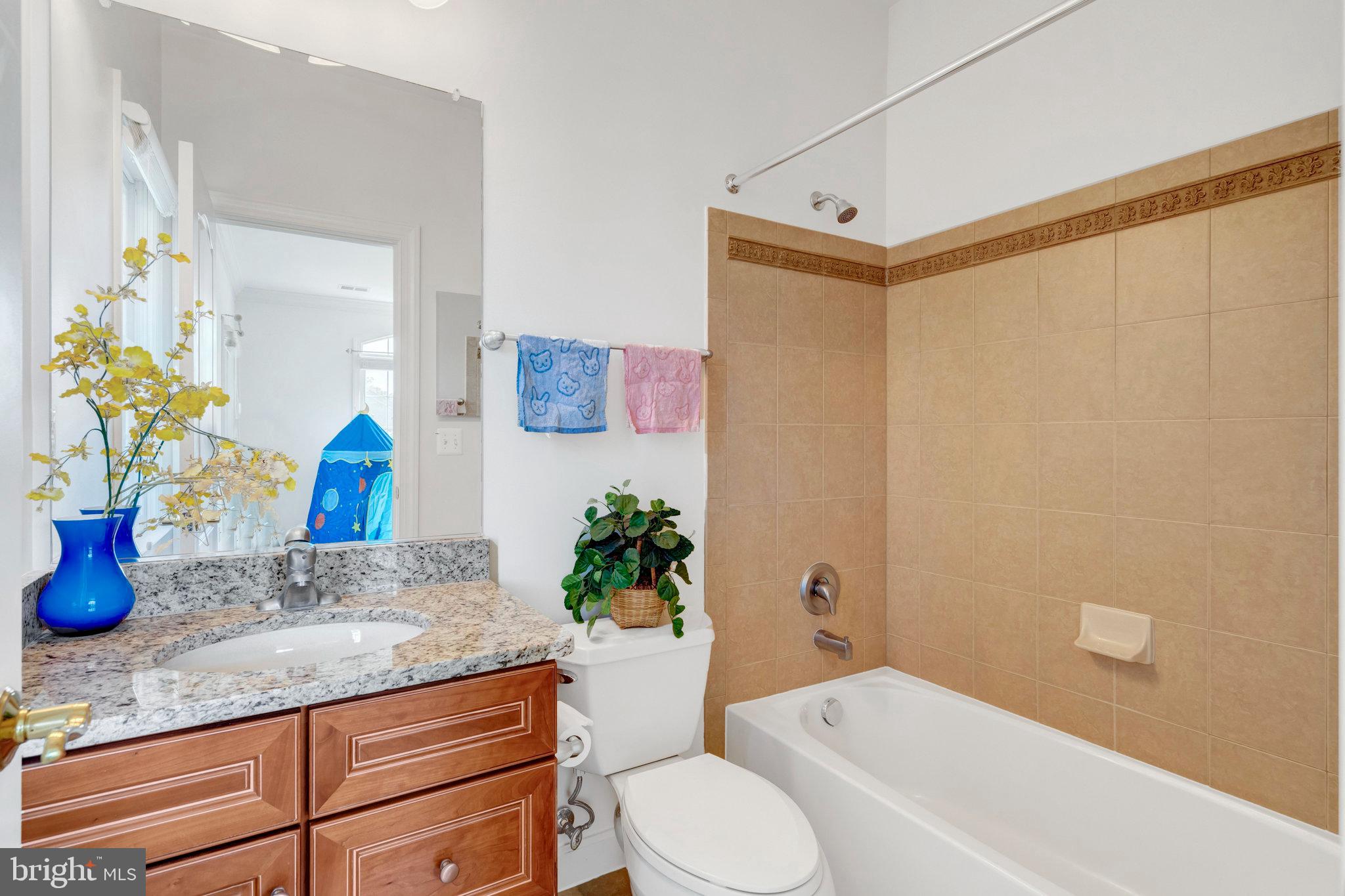 POPLAR TREE - Residential