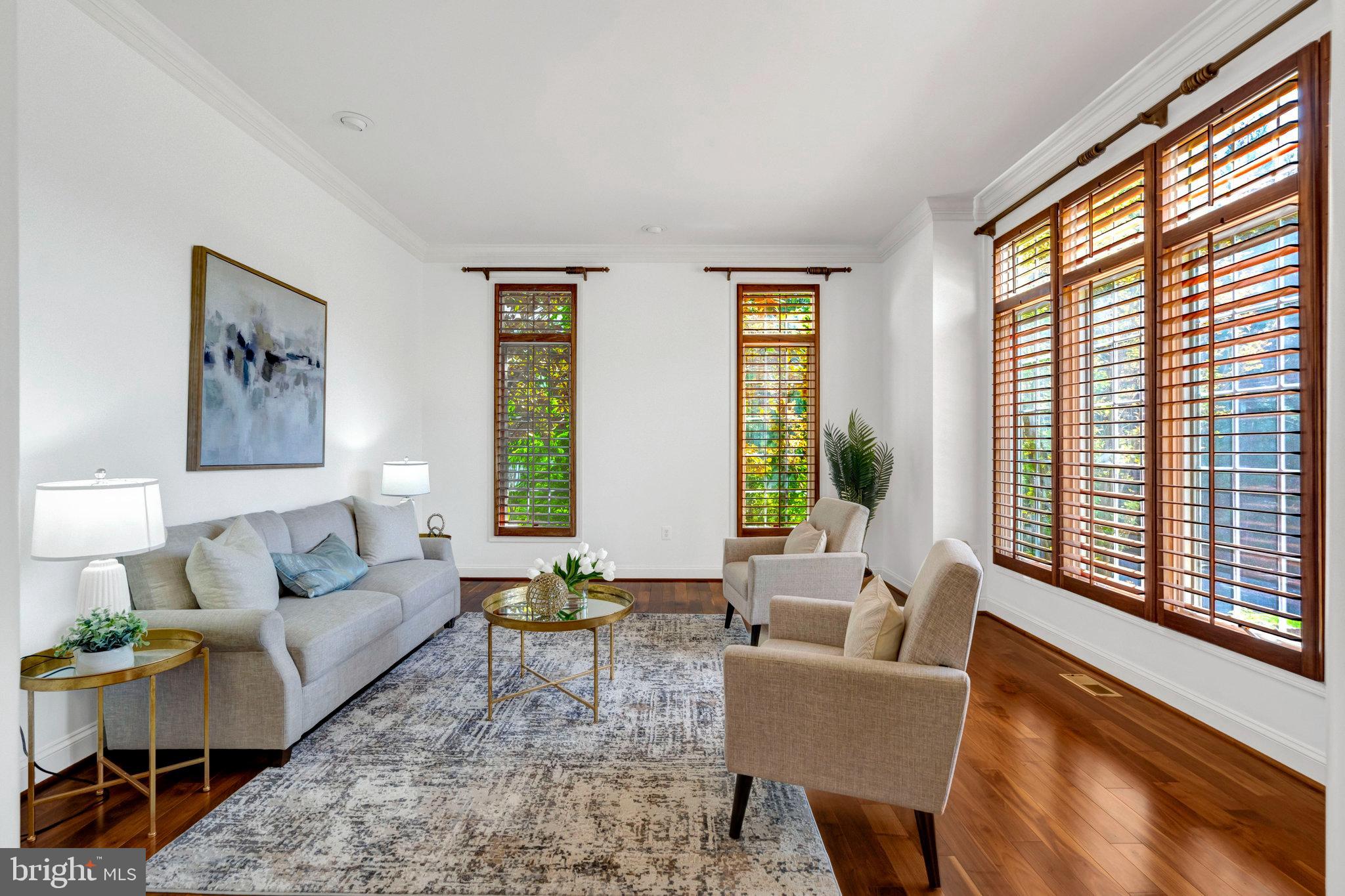 POPLAR TREE - Residential