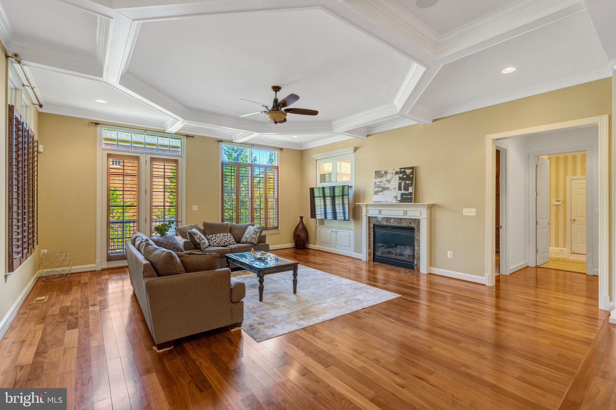 POPLAR TREE - Residential