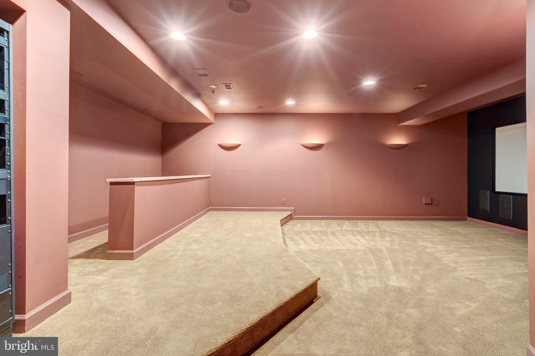 POPLAR TREE - Residential