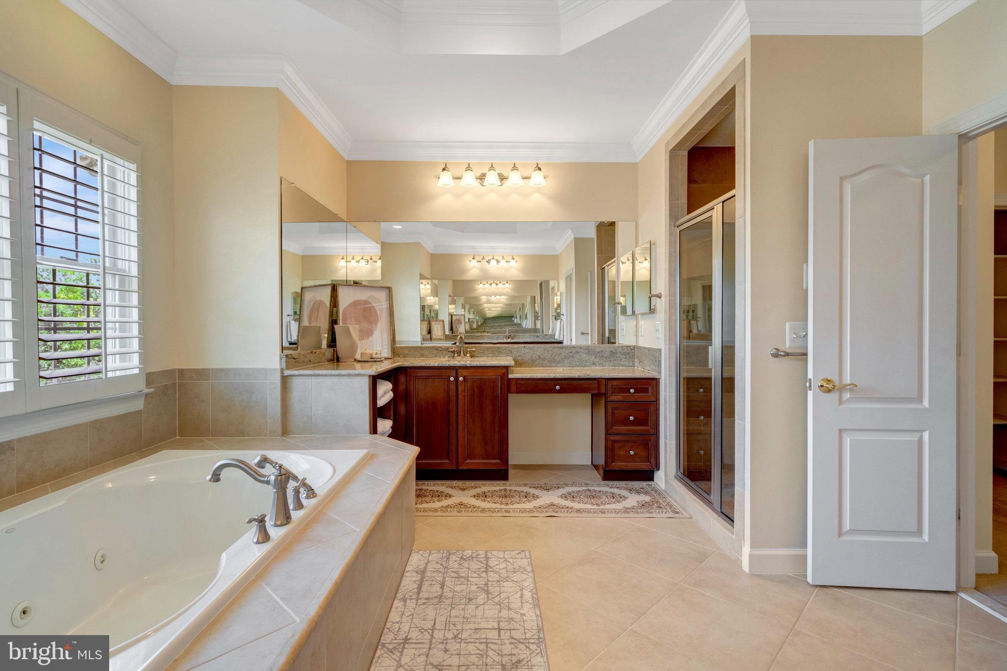 POPLAR TREE - Residential