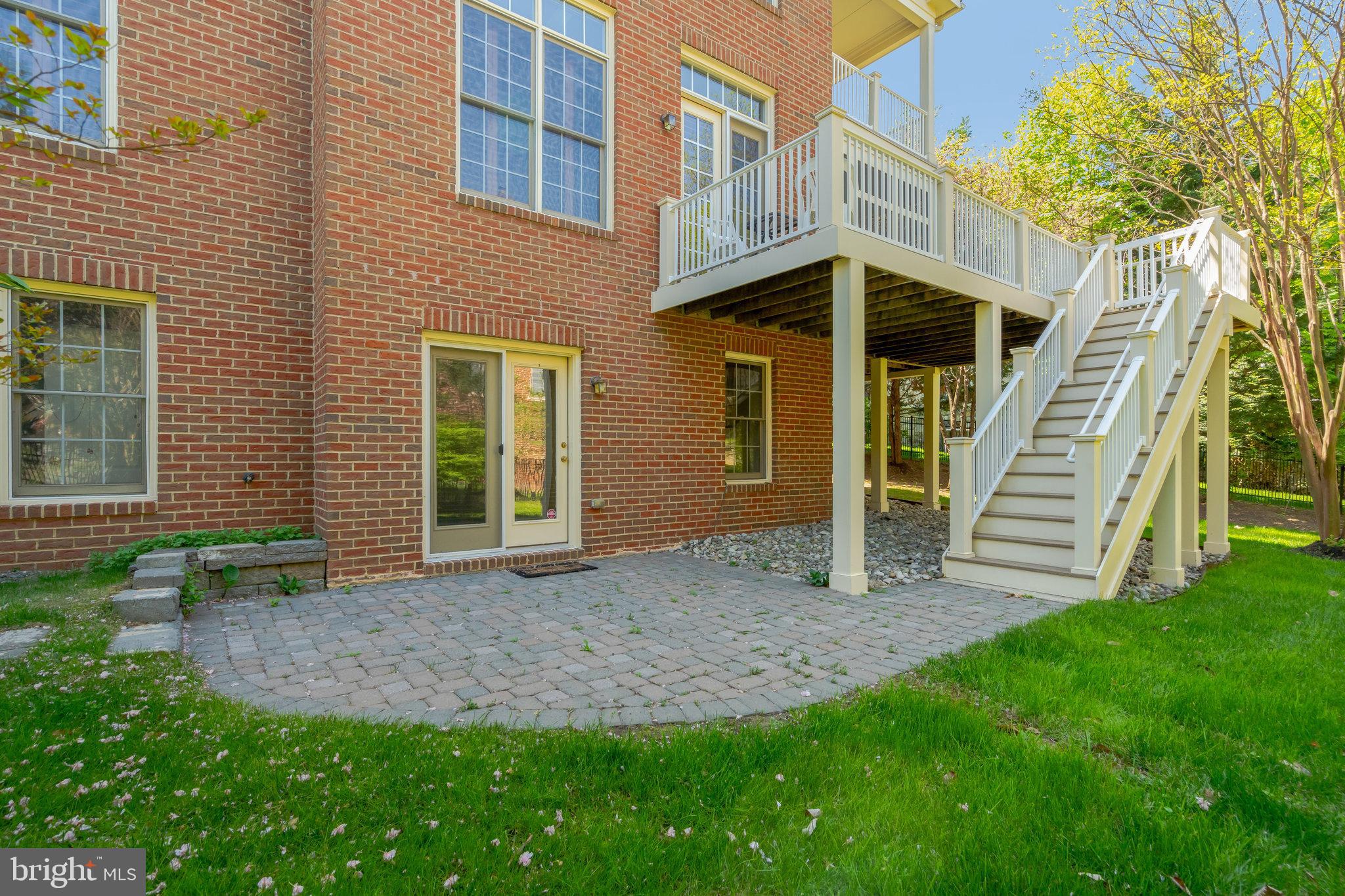 POPLAR TREE - Residential