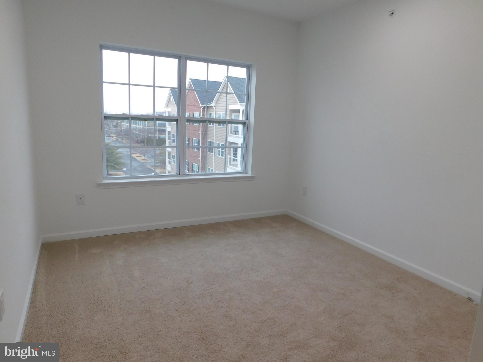 RADCLIFFE COURT - Residential