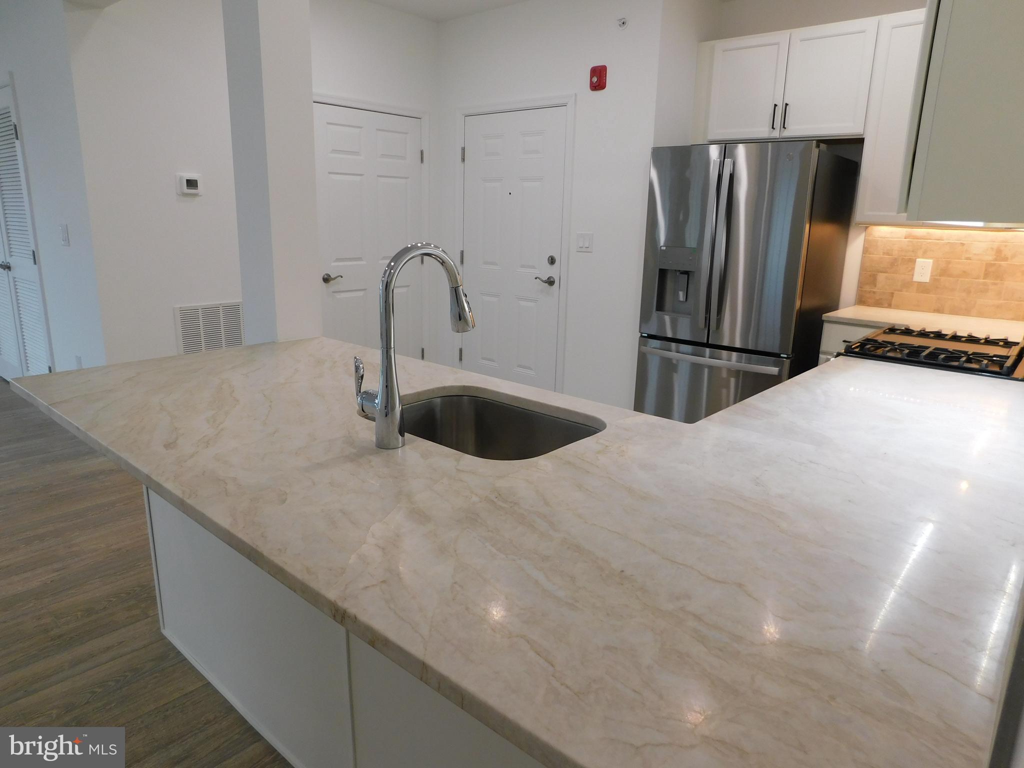 RADCLIFFE COURT - Residential