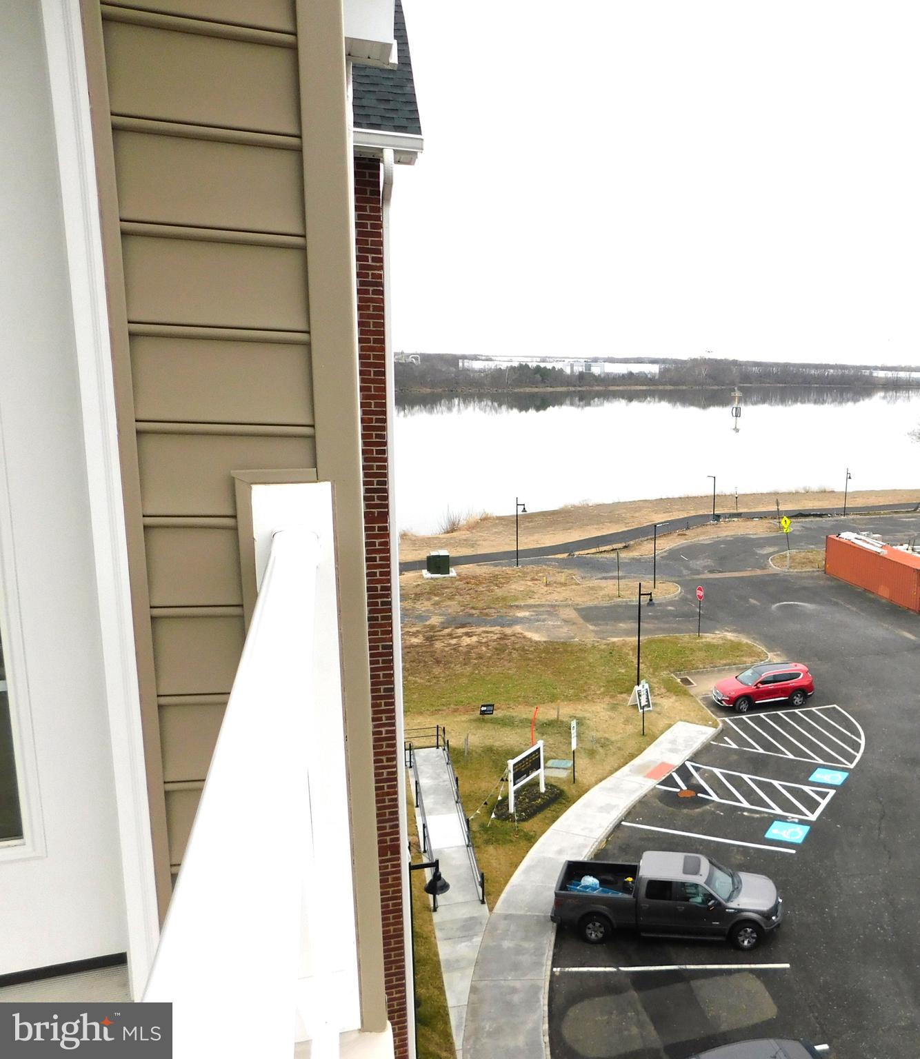 RADCLIFFE COURT - Residential