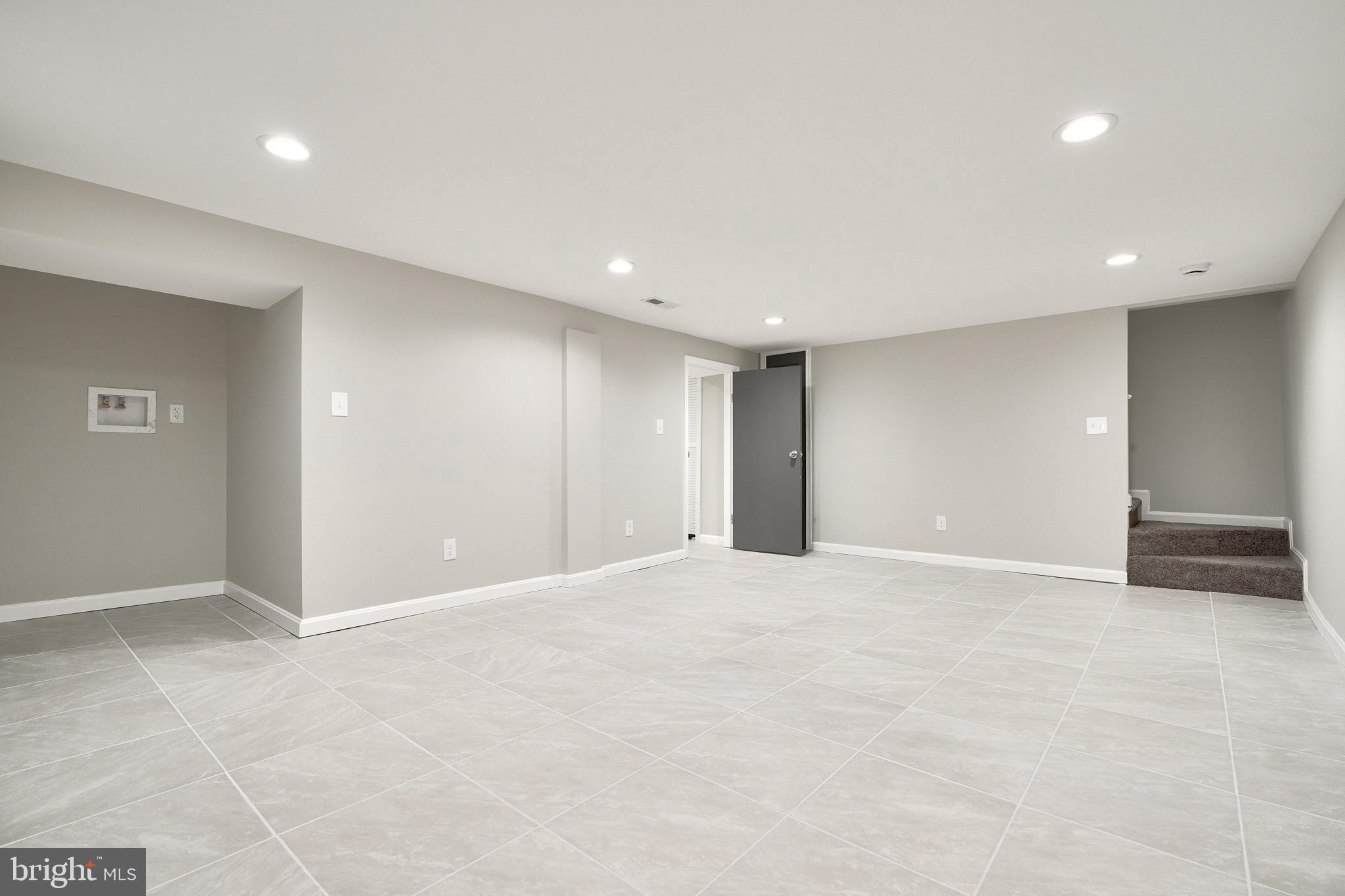 LAURAVILLE HISTORIC DISTRICT - Residential