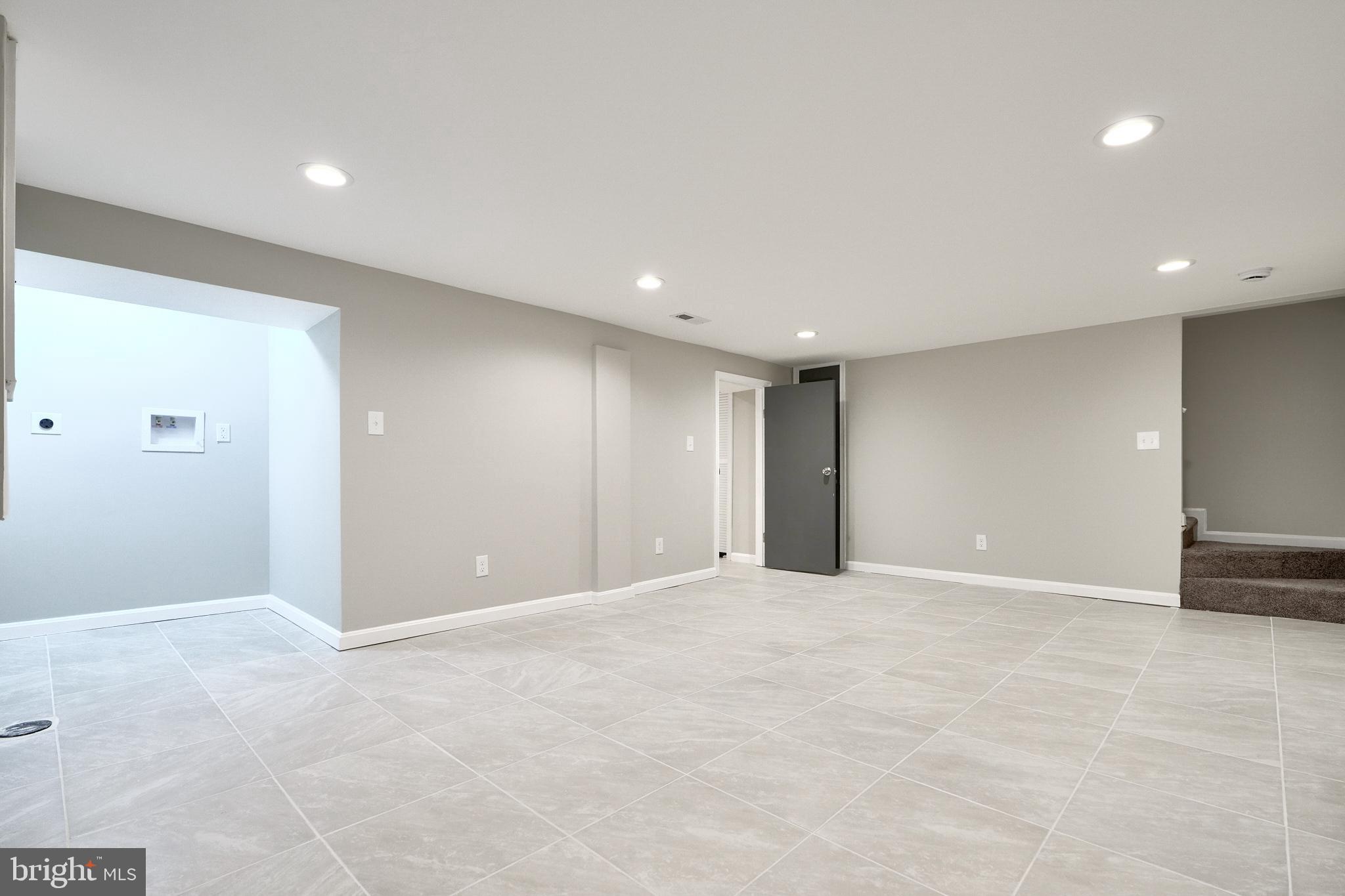 LAURAVILLE HISTORIC DISTRICT - Residential