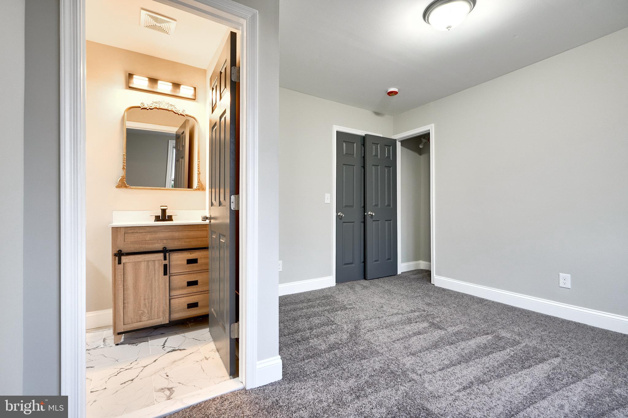 LAURAVILLE HISTORIC DISTRICT - Residential