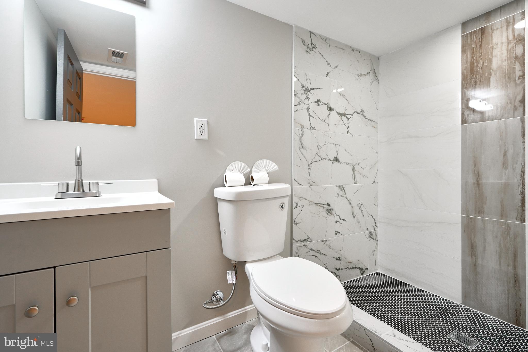 LAURAVILLE HISTORIC DISTRICT - Residential