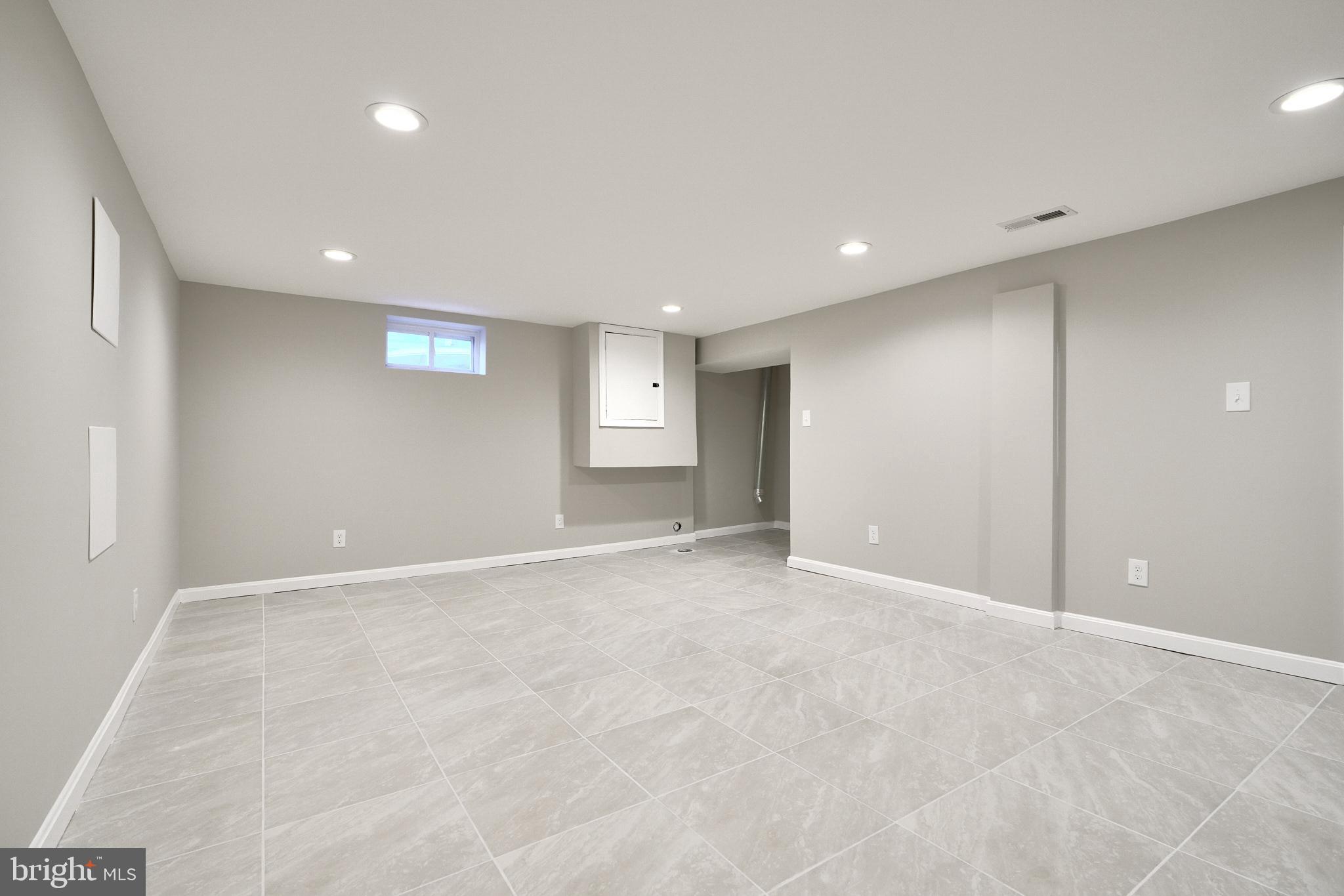 LAURAVILLE HISTORIC DISTRICT - Residential