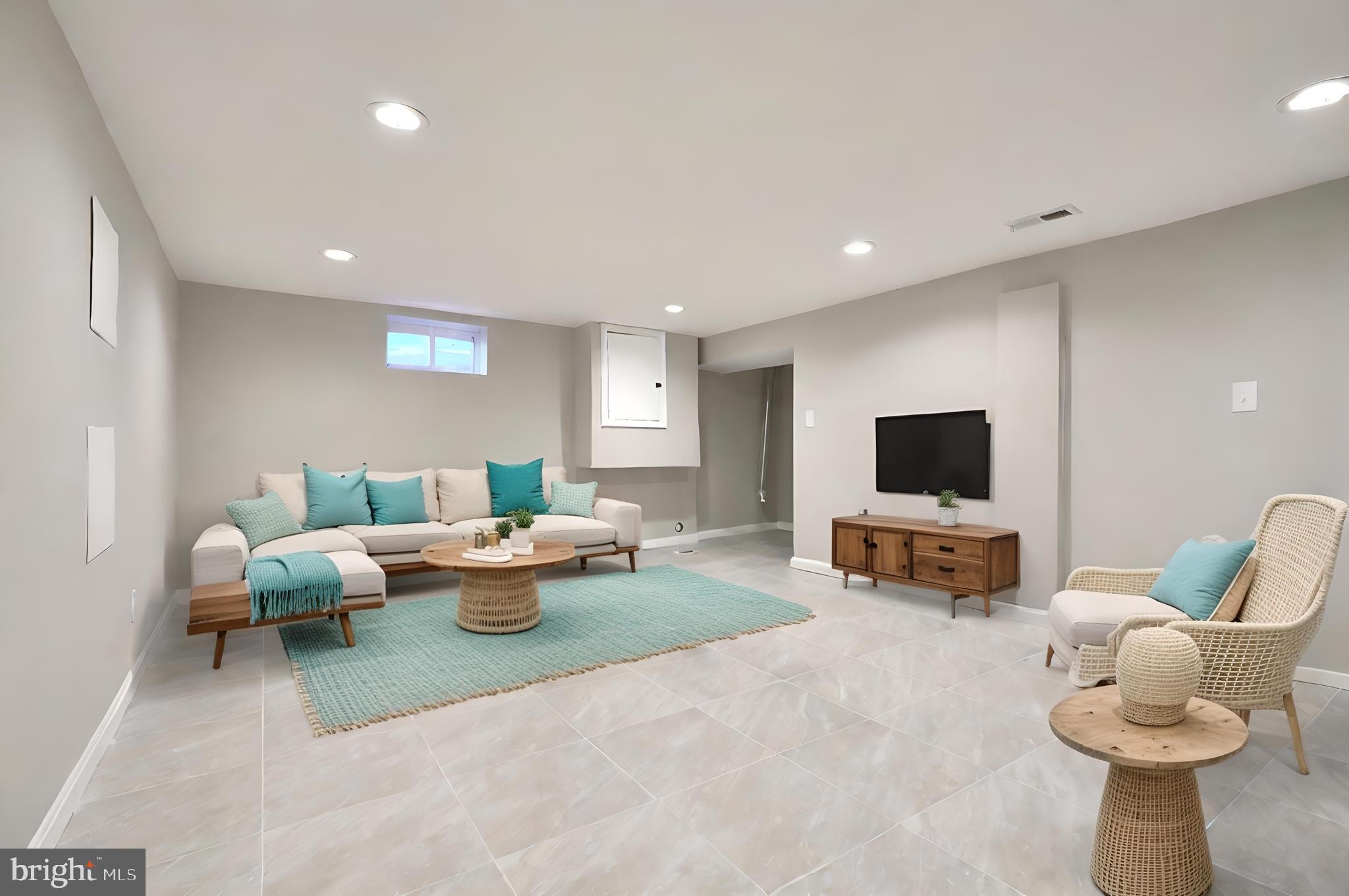 LAURAVILLE HISTORIC DISTRICT - Residential