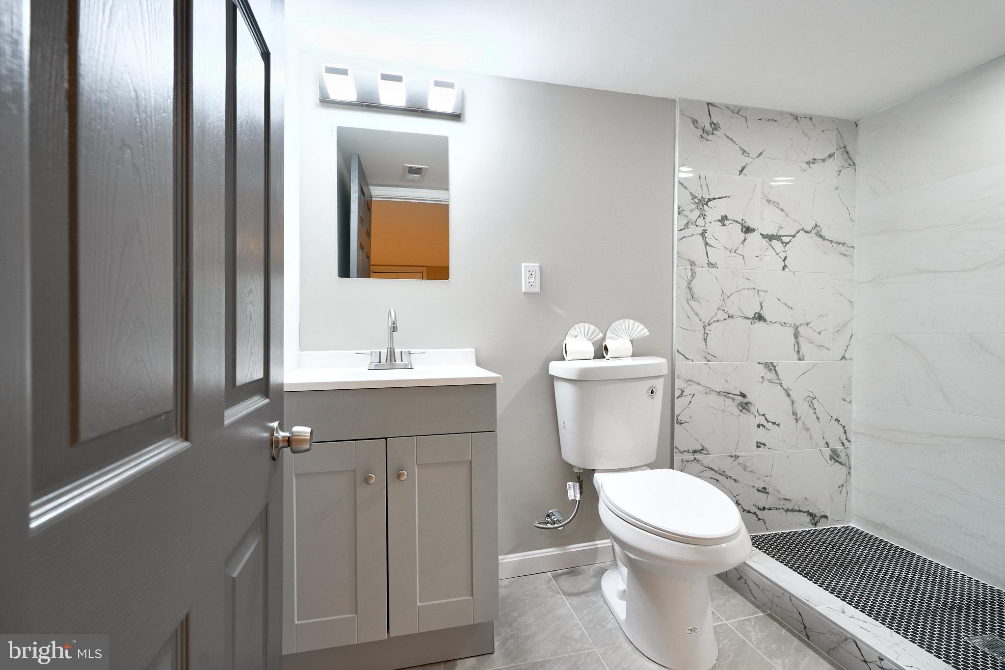 LAURAVILLE HISTORIC DISTRICT - Residential