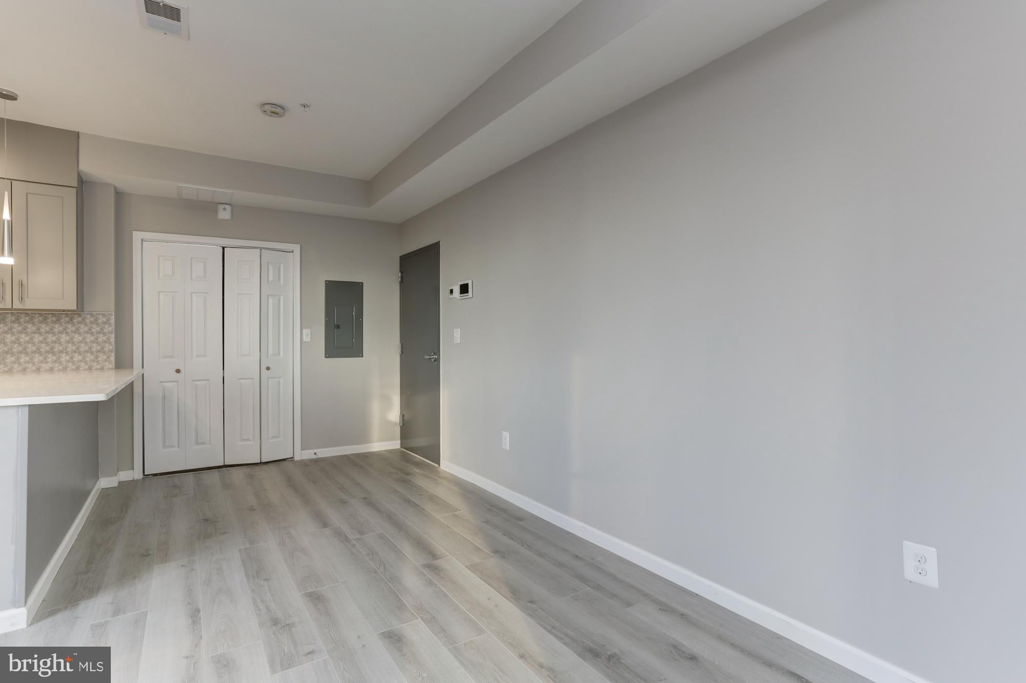 400 HIGHLAND AVENUE 303