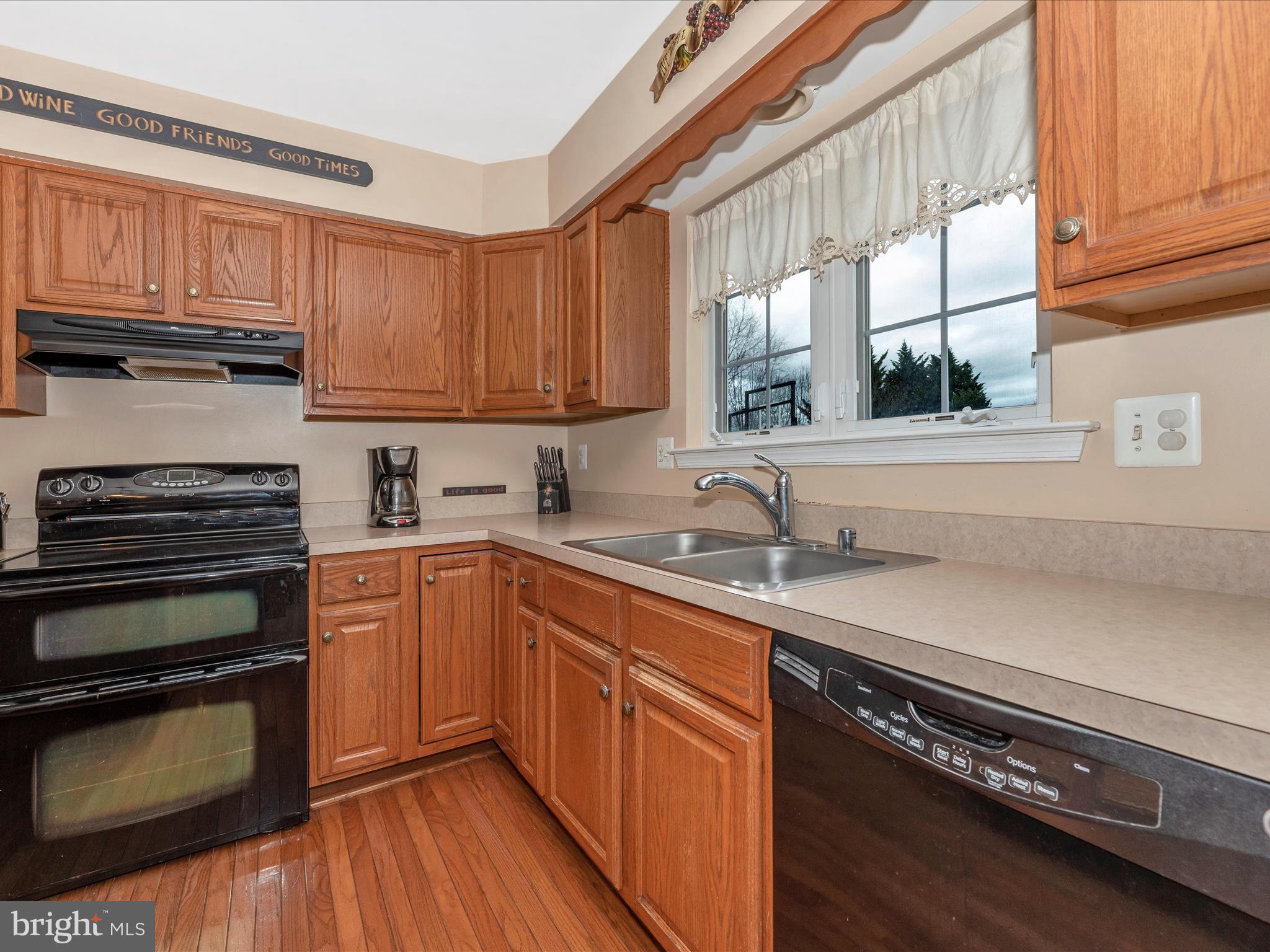 SAMHILL ESTATES - Residential