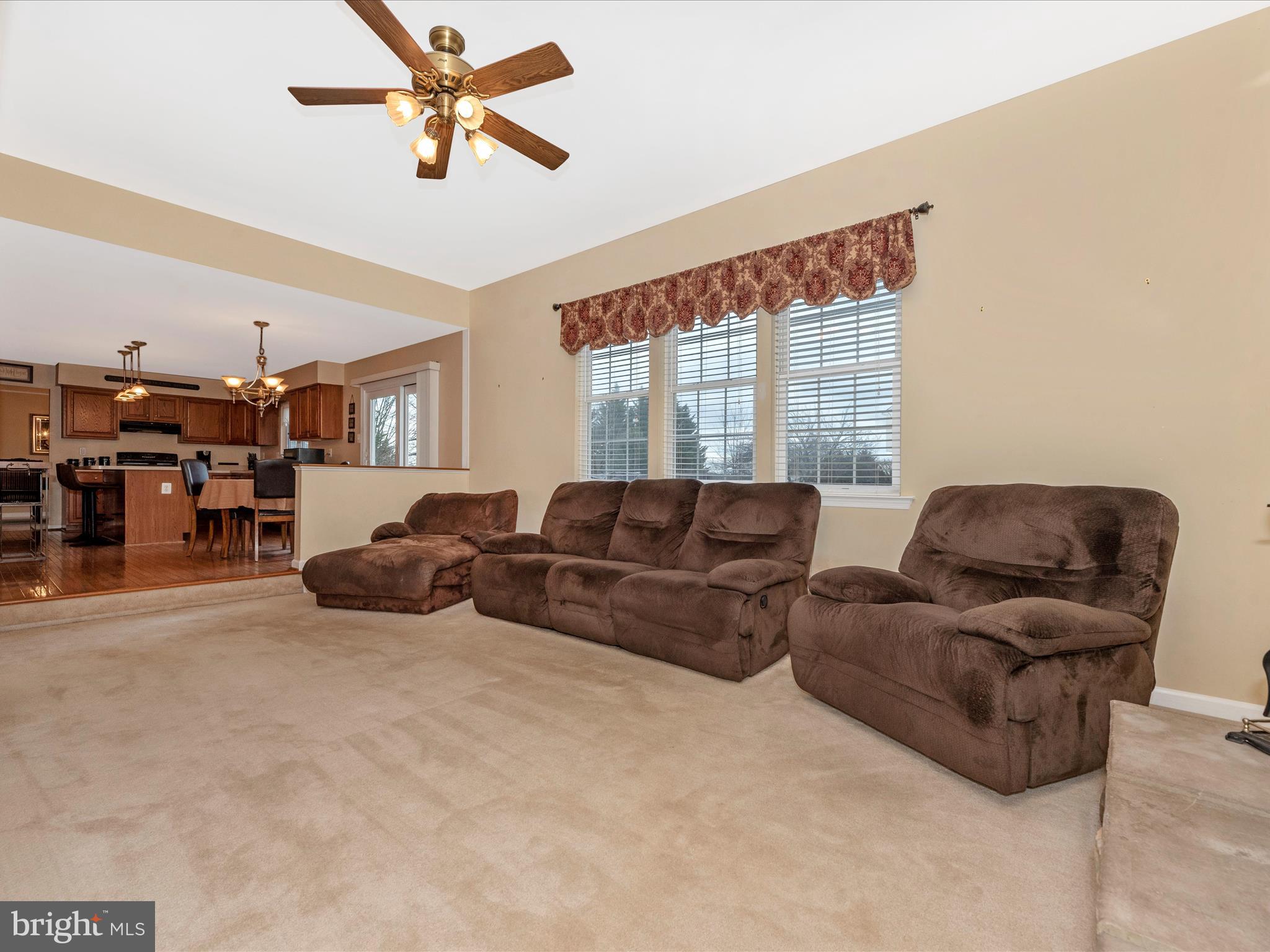 SAMHILL ESTATES - Residential