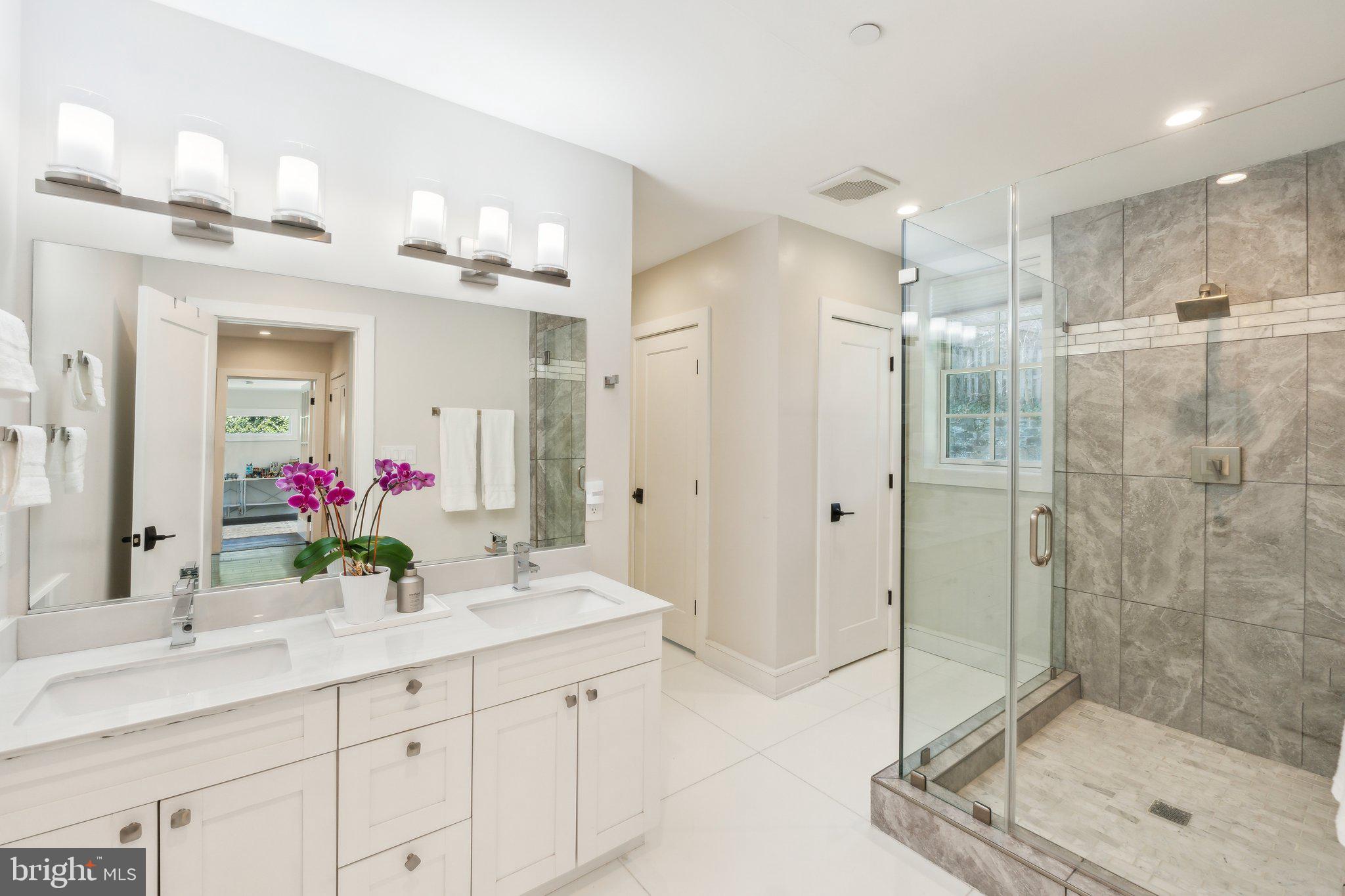 FARMINGTON - Residential