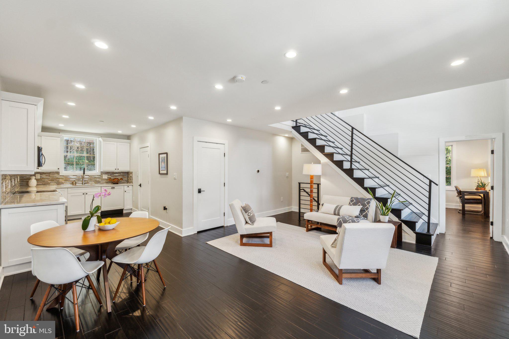 FARMINGTON - Residential