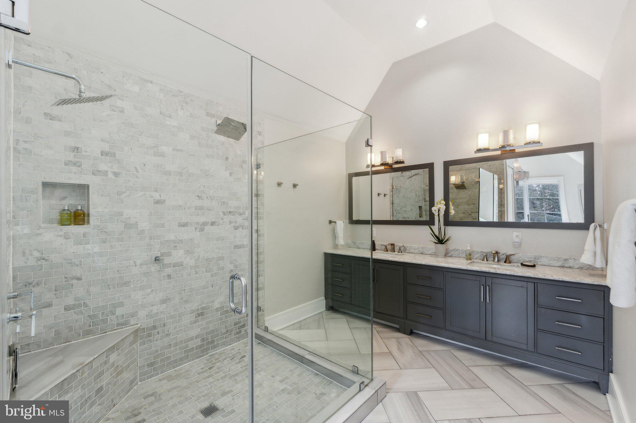 FARMINGTON - Residential