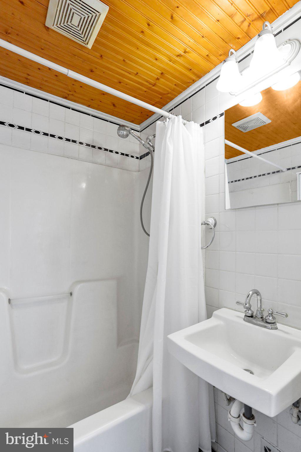 MARTINSBURG CITY - Residential