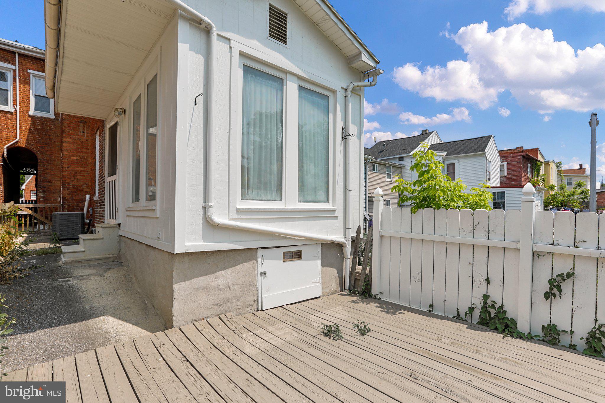 MARTINSBURG CITY - Residential