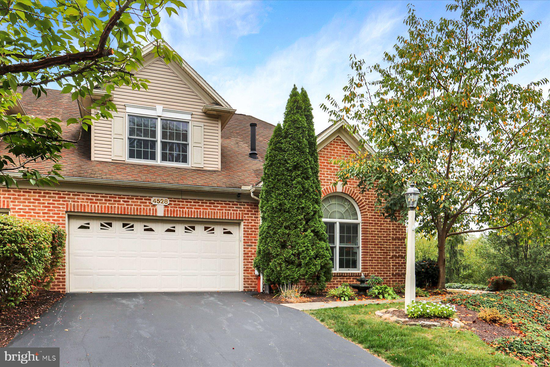 4528 LAURELWOOD DRIVE