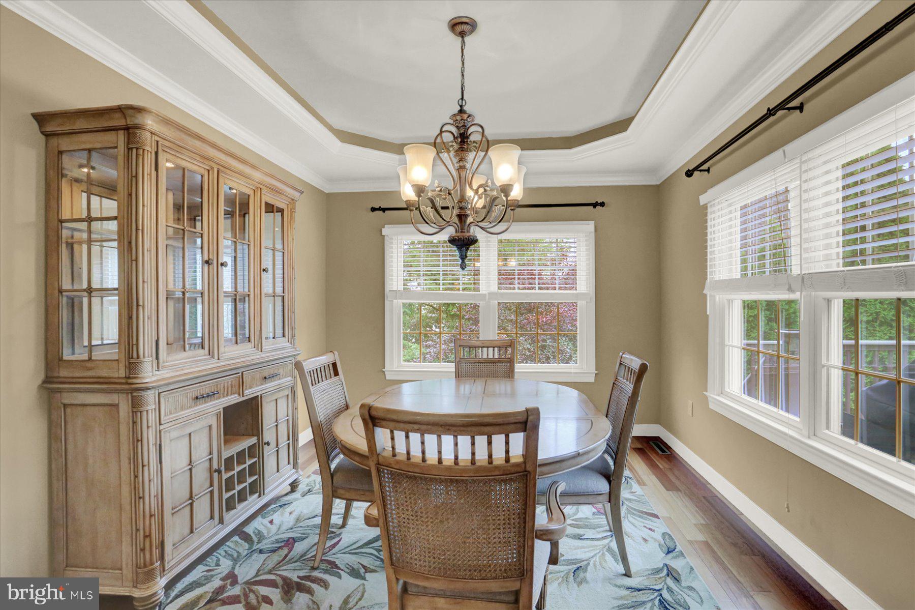 4528 LAURELWOOD DRIVE