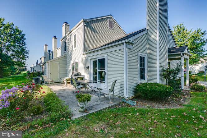 ROCKLEDGE - Residential Lease