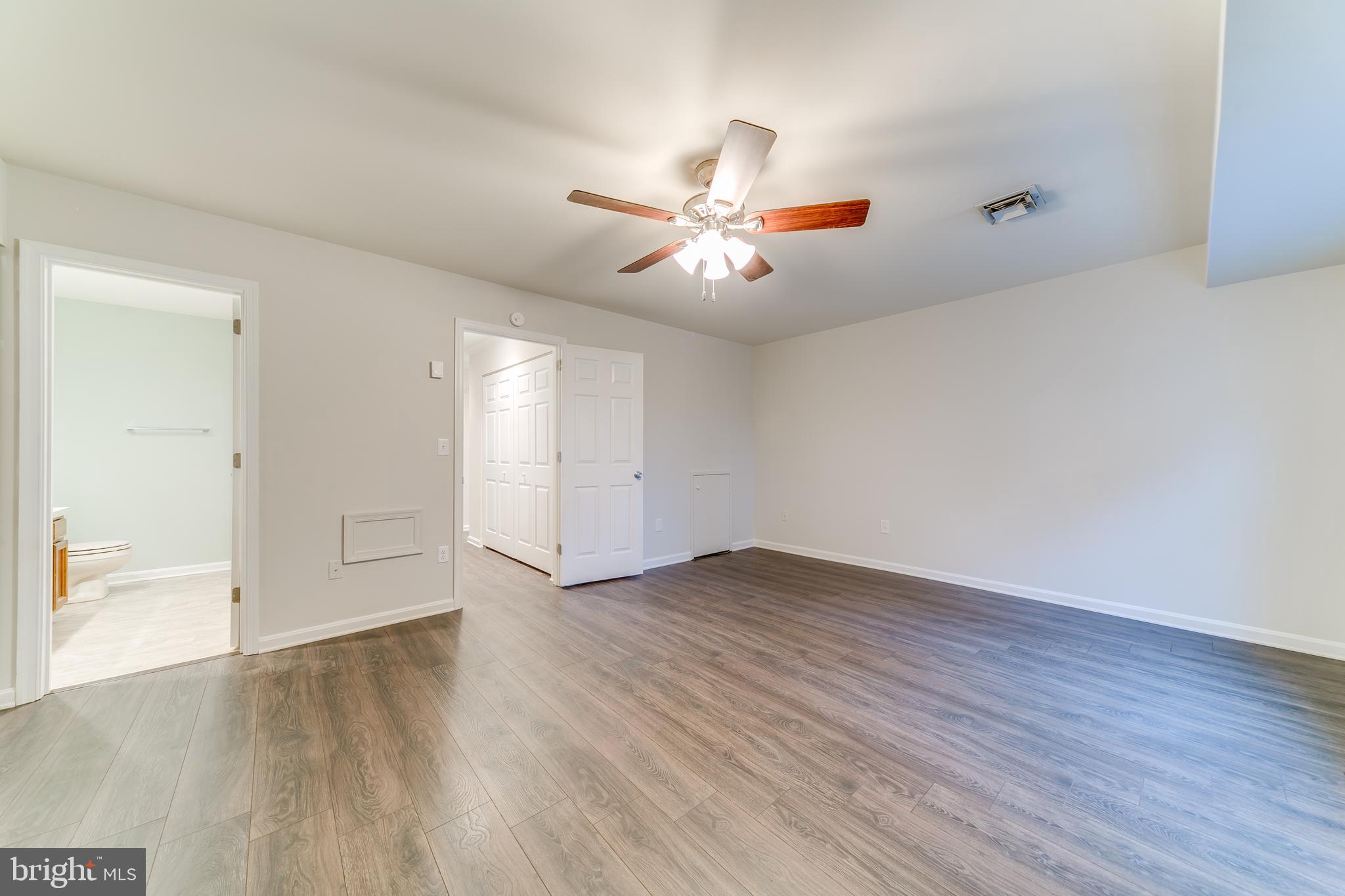 ROCKLEDGE - Residential Lease