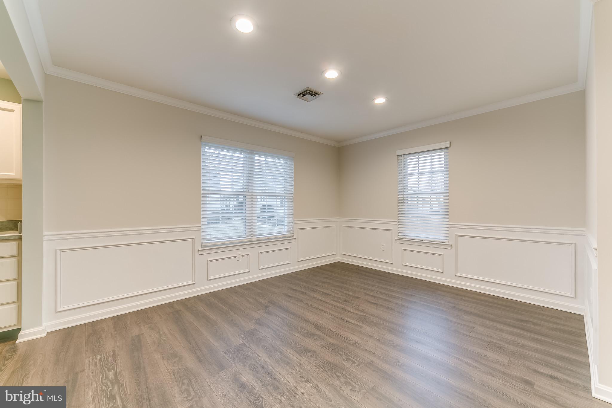 ROCKLEDGE - Residential Lease