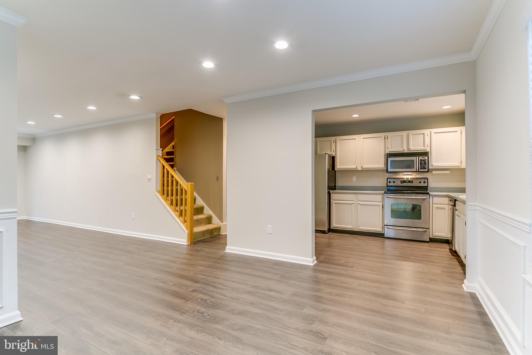 ROCKLEDGE - Residential Lease