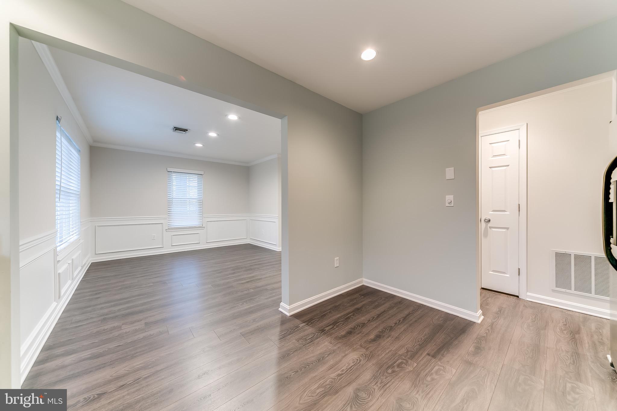 ROCKLEDGE - Residential Lease