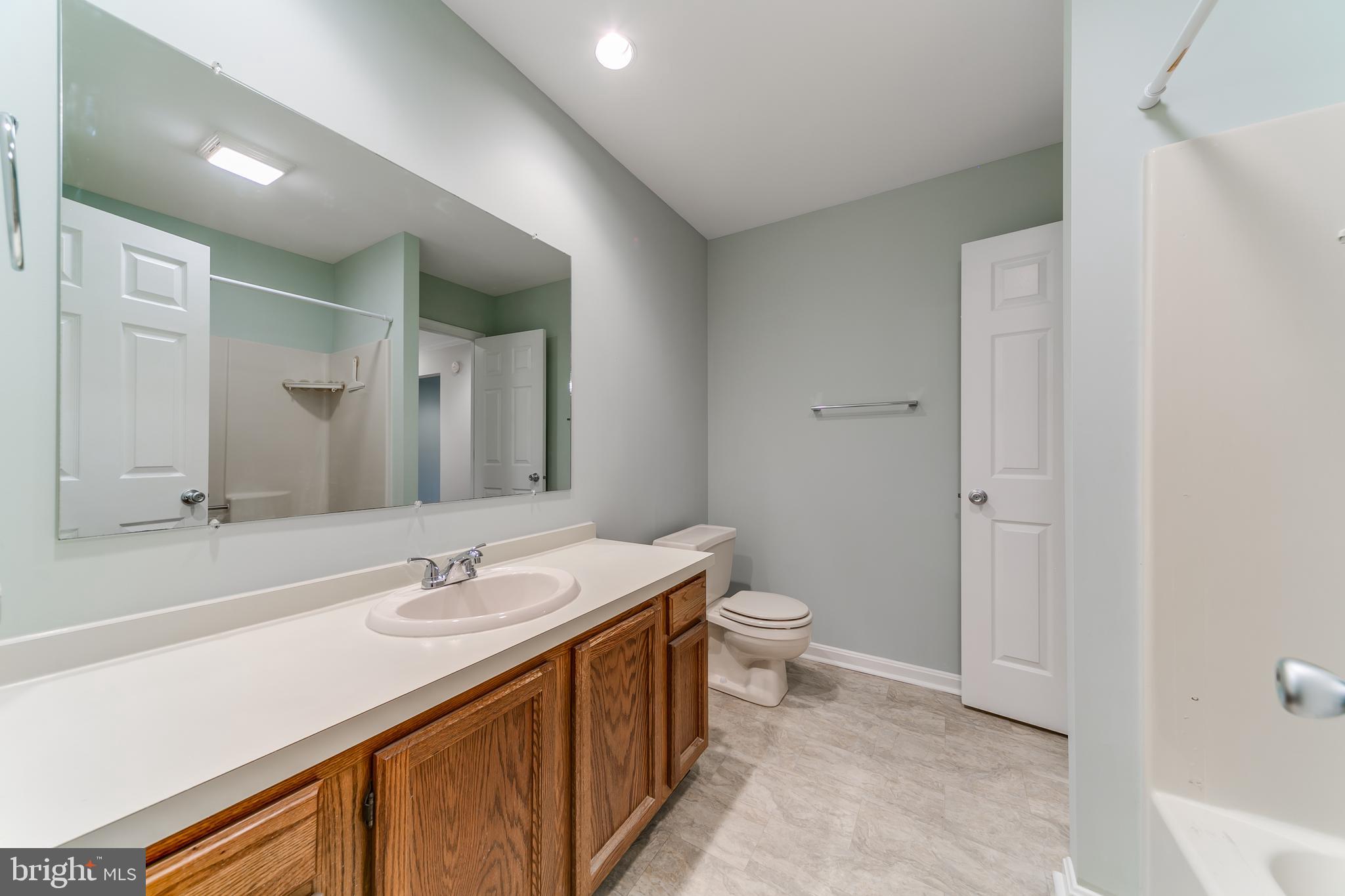 ROCKLEDGE - Residential Lease