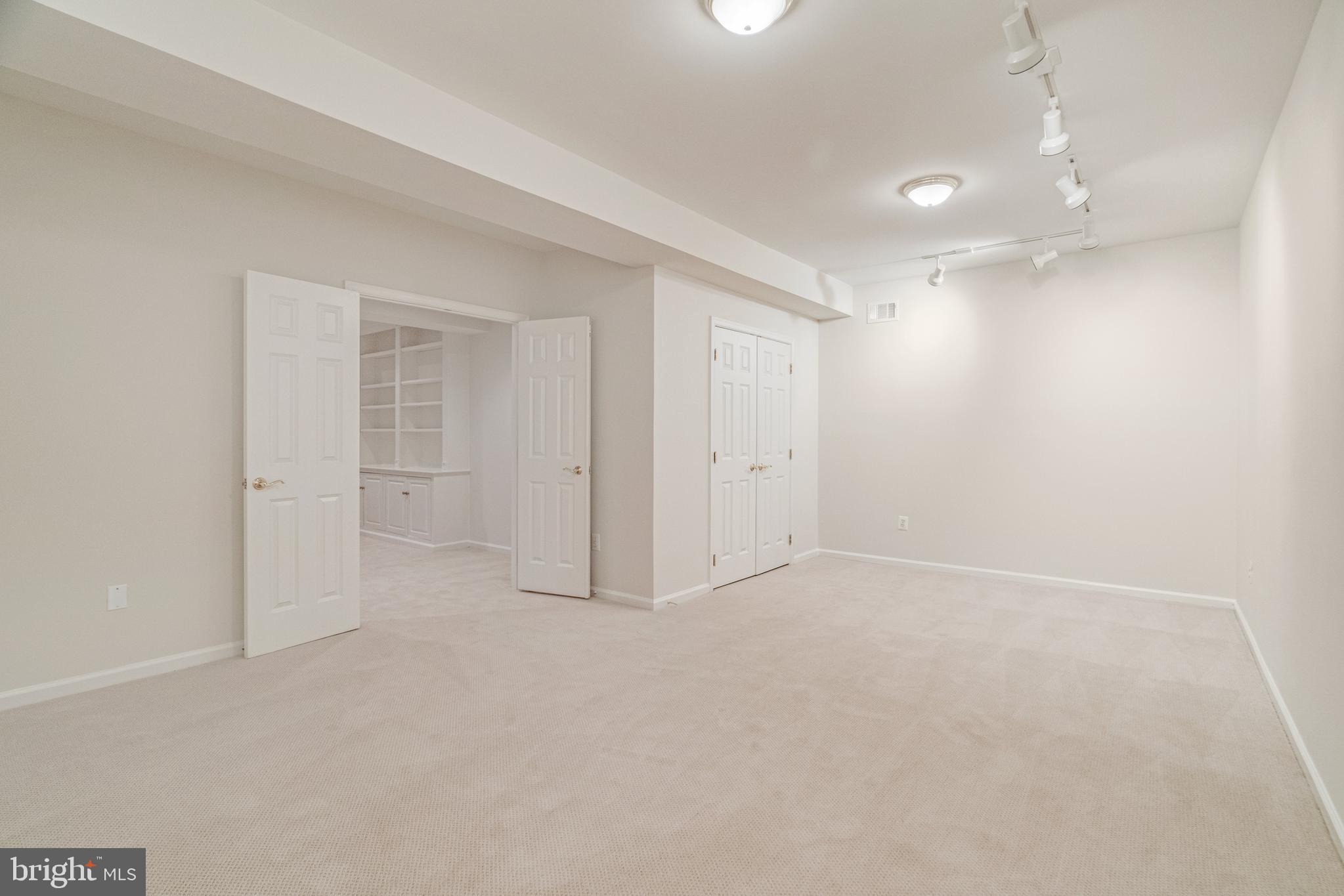 CORAL RIDGE - Residential