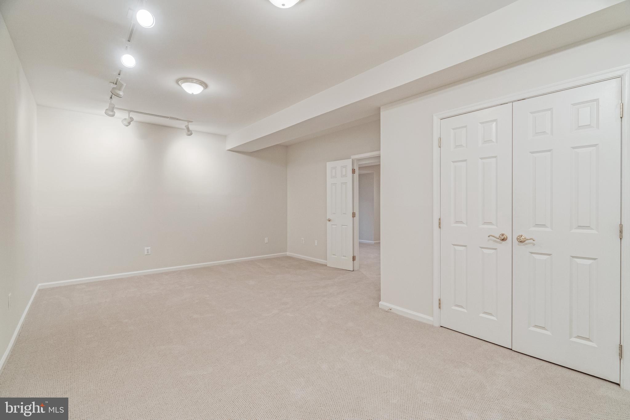 CORAL RIDGE - Residential