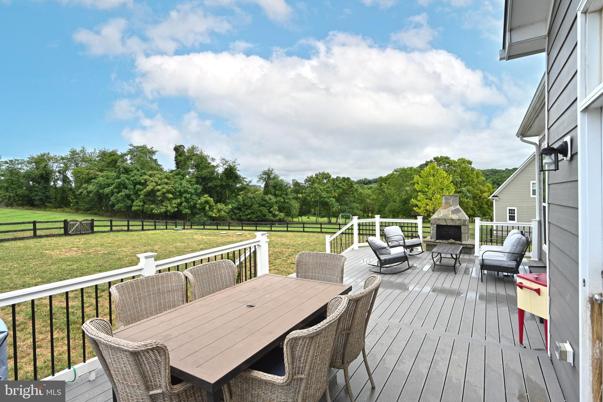 BLACK OAK RIDGE - Residential