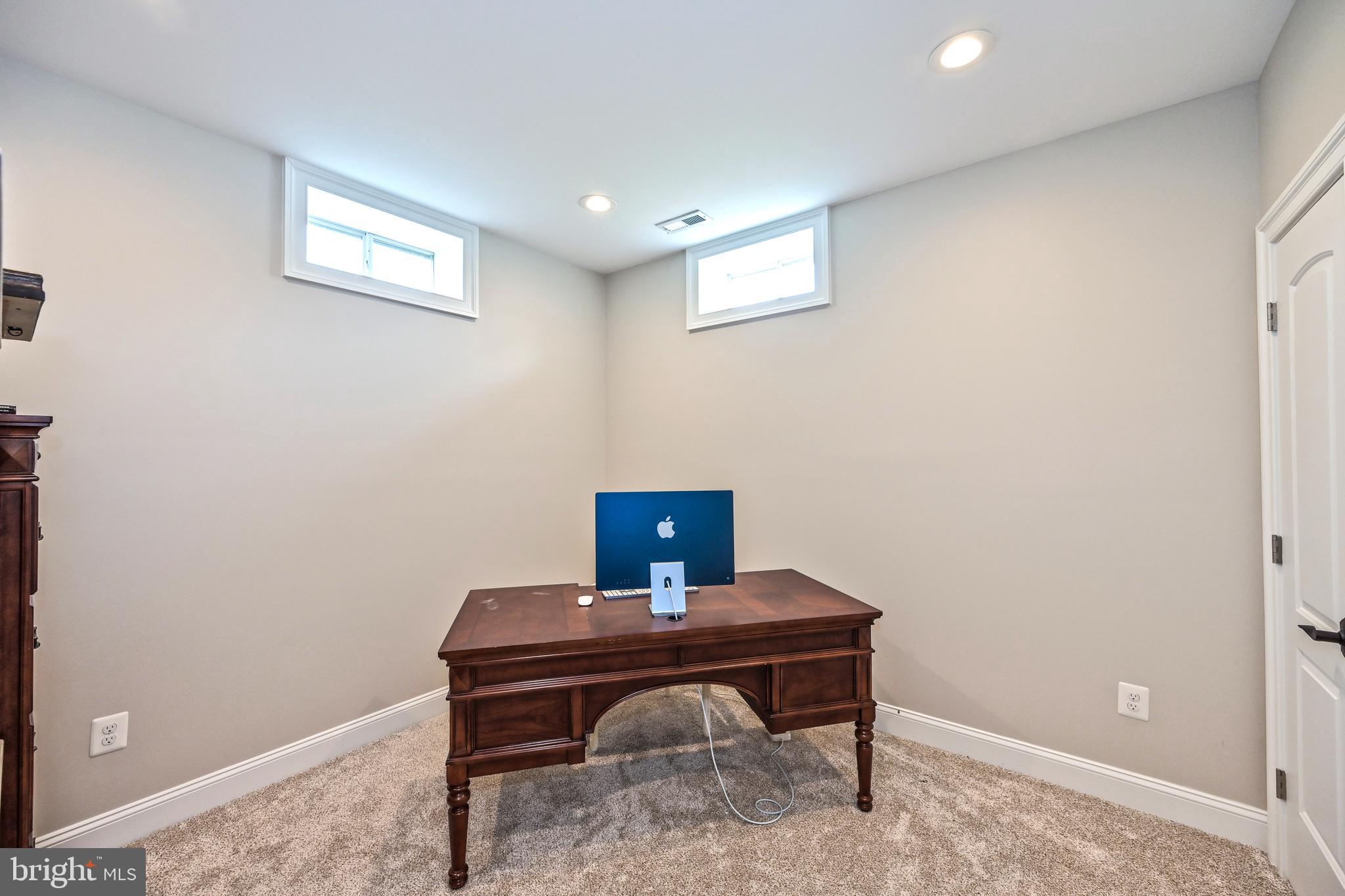 BLACK OAK RIDGE - Residential