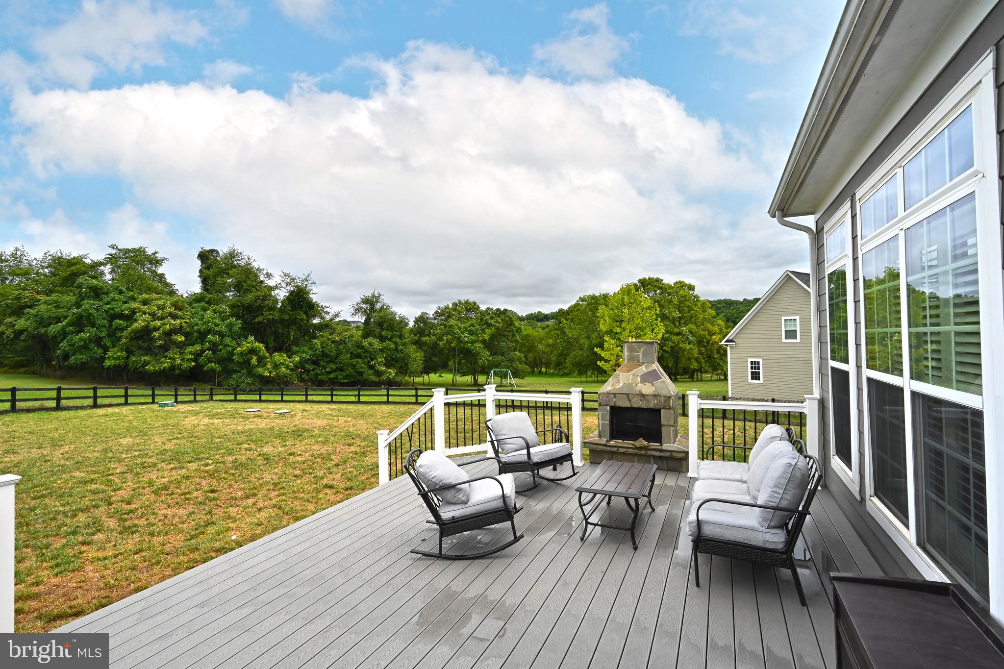 BLACK OAK RIDGE - Residential