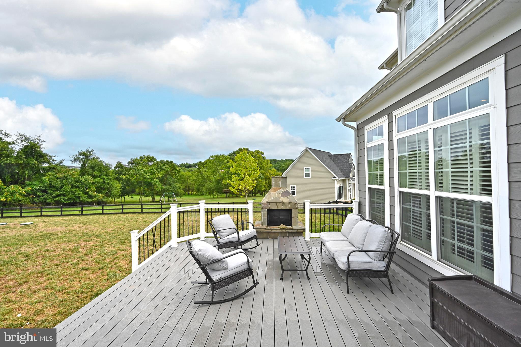 BLACK OAK RIDGE - Residential