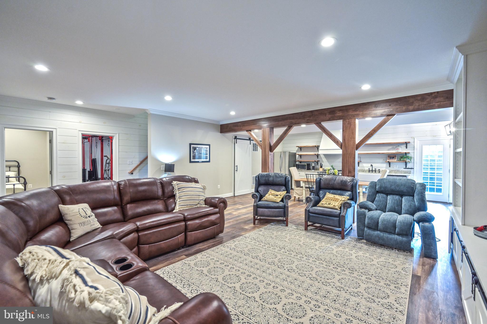 BLACK OAK RIDGE - Residential