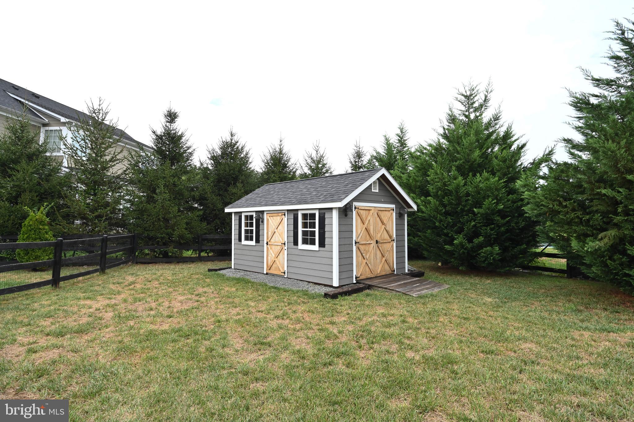 BLACK OAK RIDGE - Residential