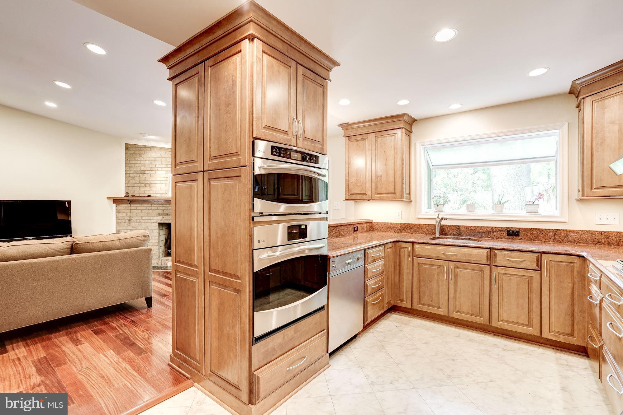 SOMERSET AT SOUTH RUN - Residential