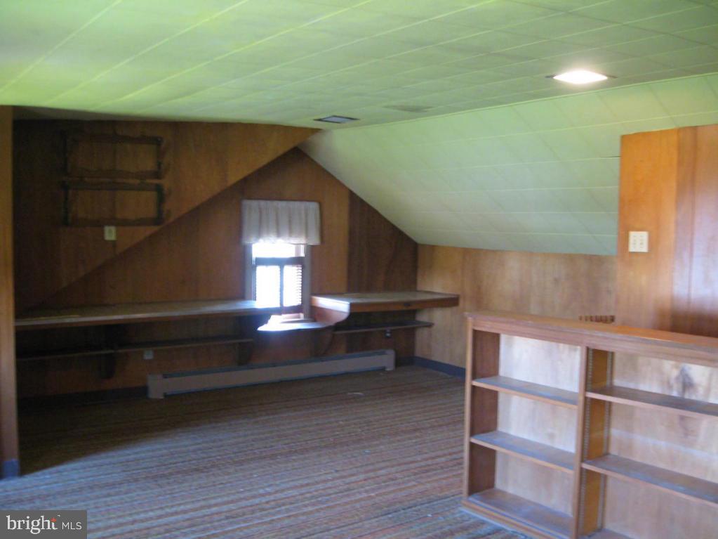 COLUMBIA - Residential