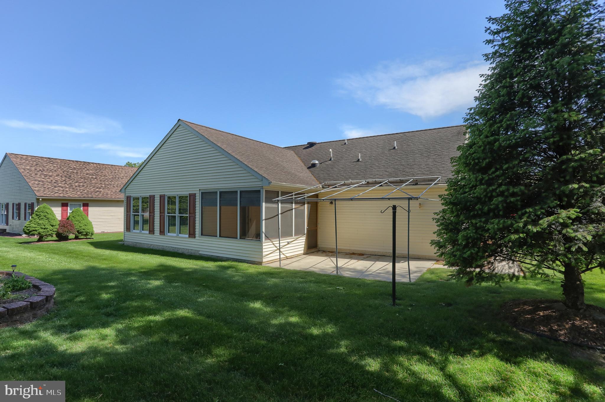 ARBOR GATE - Residential
