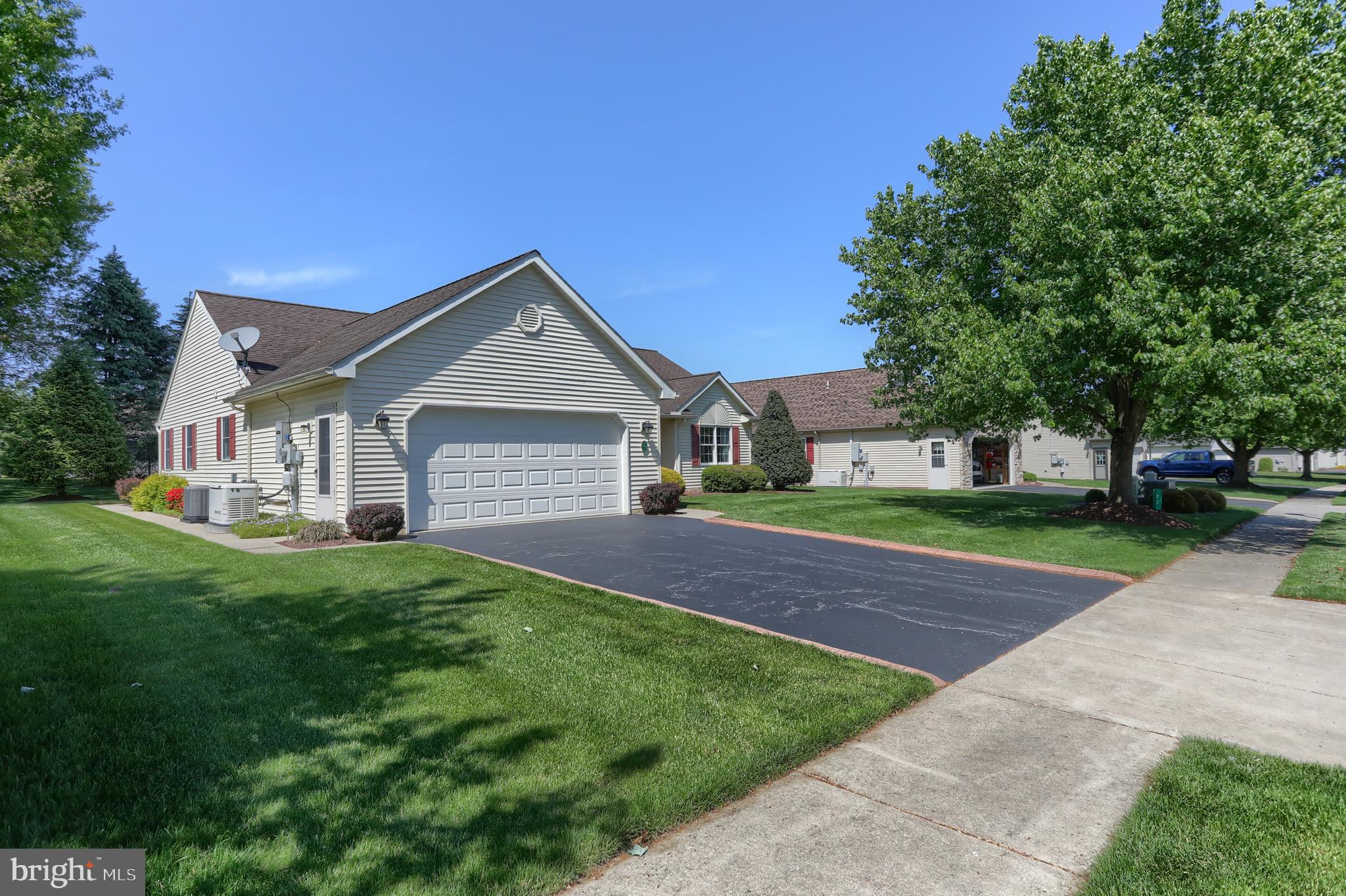 ARBOR GATE - Residential