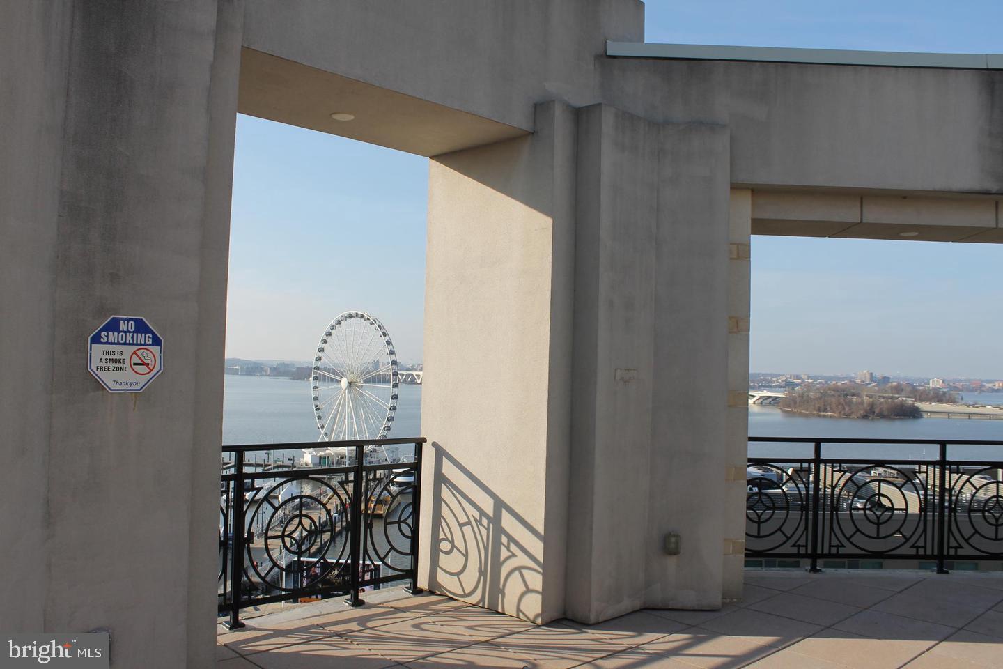 ONE NATIONAL HARBOR CONDOMINIUM - Residential Lease